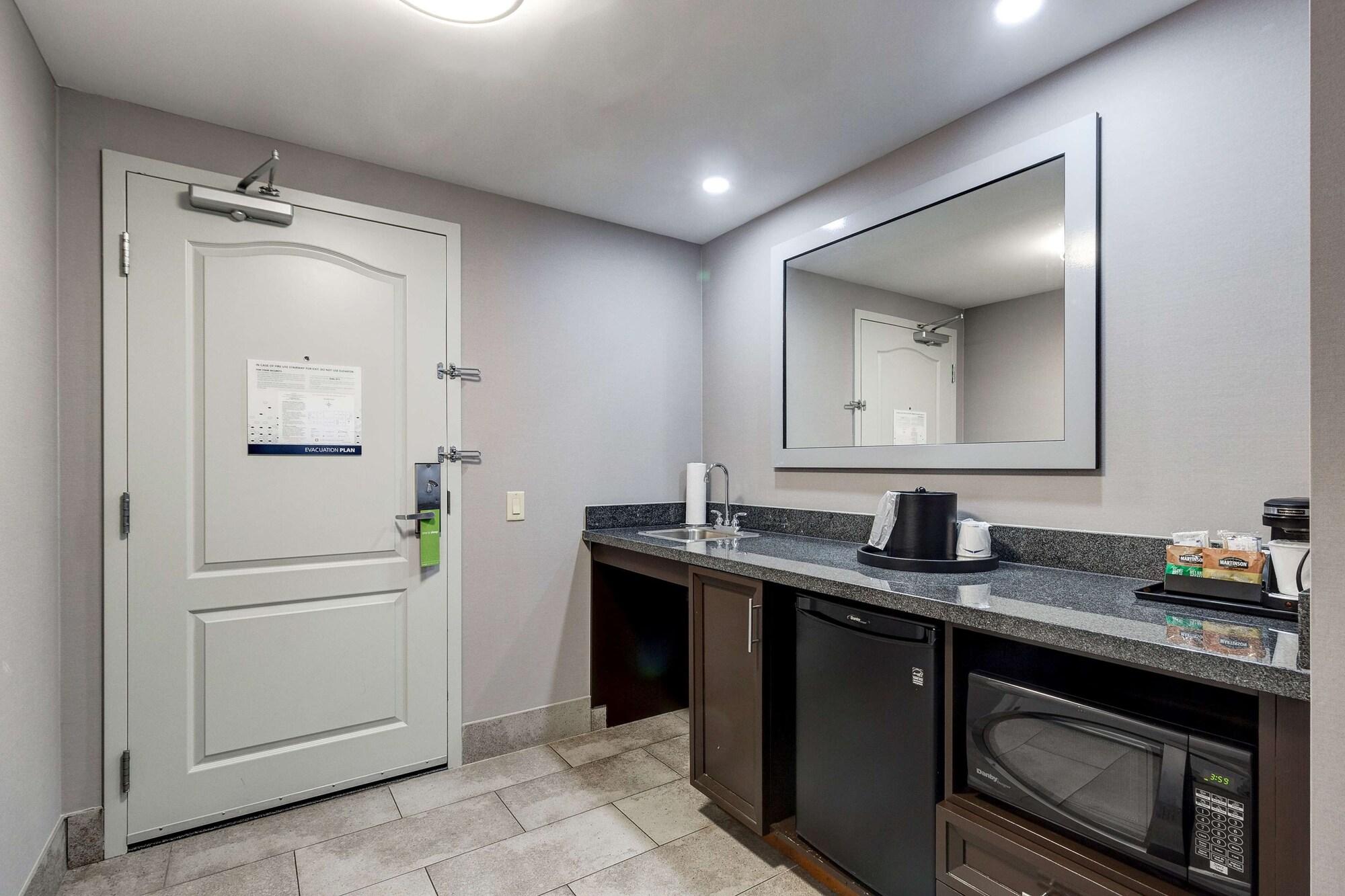 Hampton Inn & Suites By Hilton Brantford Eksteriør bilde