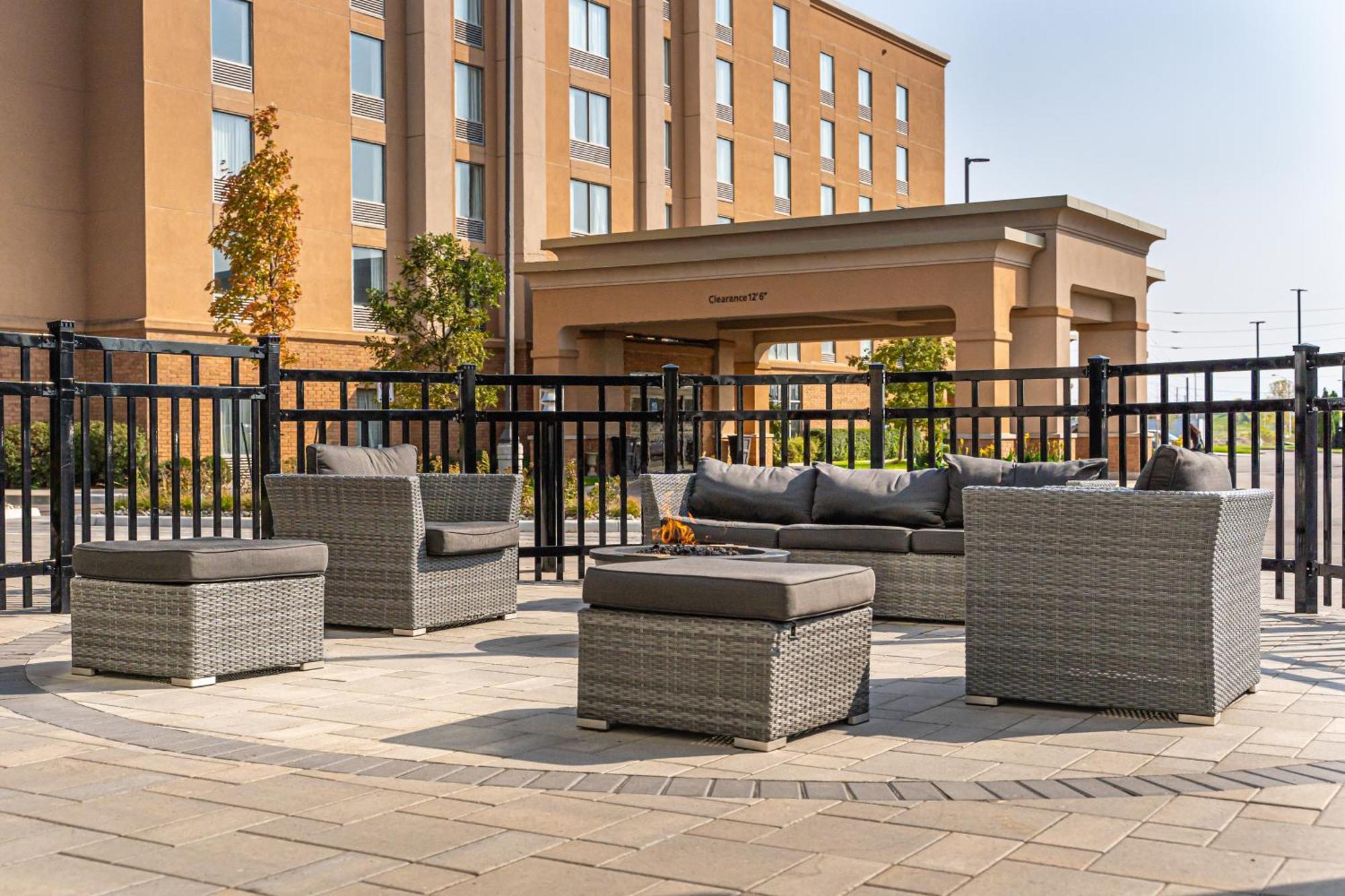 Hampton Inn & Suites By Hilton Brantford Eksteriør bilde